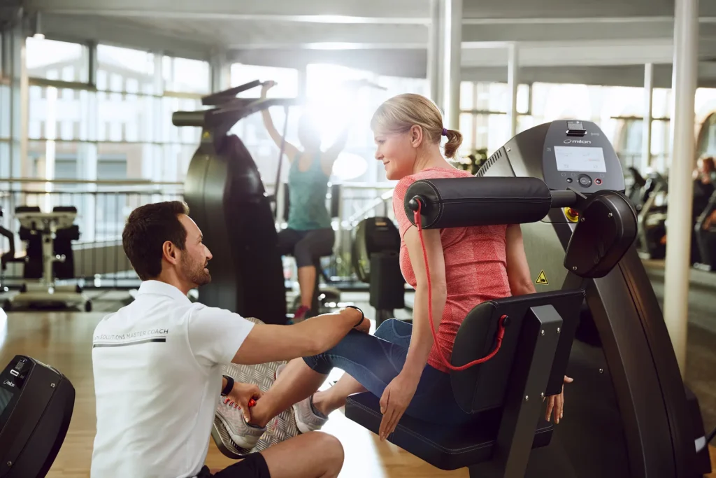Kraft-Ausdauer-Zirkeltraining mit milon Geräten im Institut Wellness in Salzkotten